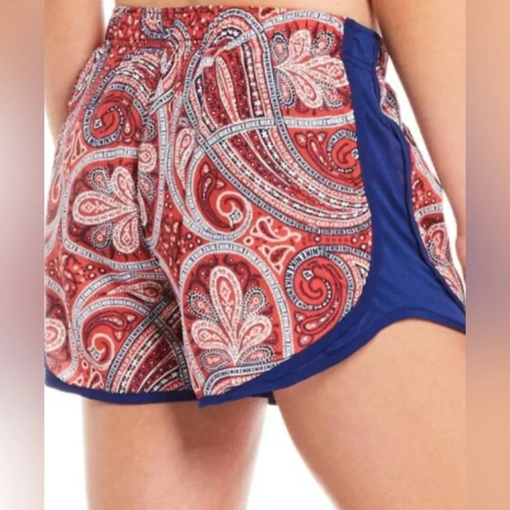 Nike Dri-Pro Tempo Running Shorts in Red/Blue Paisley Bandana. Size S